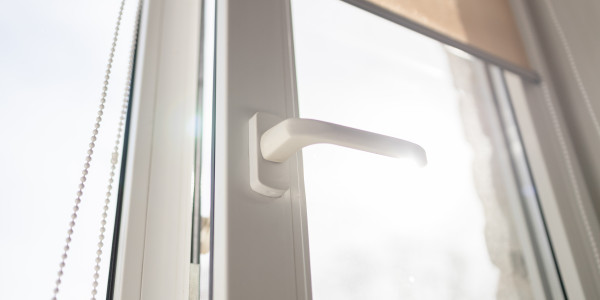 Puertas y Ventanas de Aluminio / PVC a medida en Reus · Estanqueidad al Aire