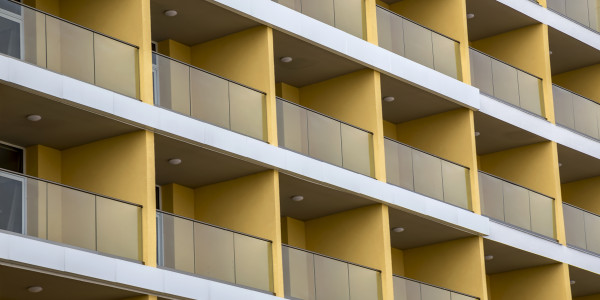 Carpintería Metálica de Aluminio / PVC en Reus · Balconeras
