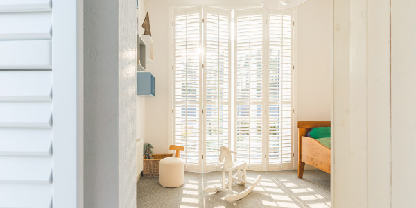 Fabricantes / Instaladores de Puertas y Ventanas de Aluminio / PVC Reus · Contraventanas y Persianas a Medida