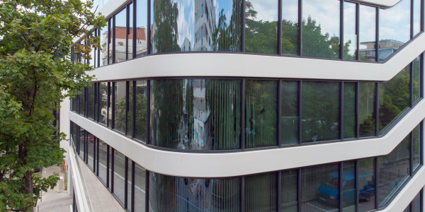 Fabricantes / Instaladores de Puertas y Ventanas de Aluminio / PVC Reus · Doble o Triple Vidrio
